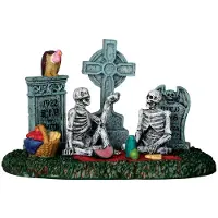 Lemax Graveyard picnic