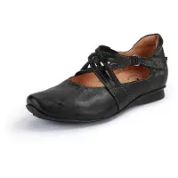 Think! 8-88108 Bandschoenen | Maat 39 Dames Zwart
