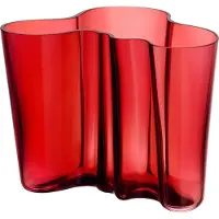 Iittala Alvar Aalto vaas cranberry 160 mm.