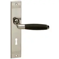 Intersteel Langschild recht met groef sleutelgat 72mm - nikkel glans