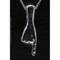 MOOYE ® - Collectie Zilveren Handteken wijzen naar ketting hanger