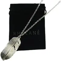 Rhylane Ketting 70 cm + 5 cm Verstelbaar Met Veer Hanger - Zilverkleurig