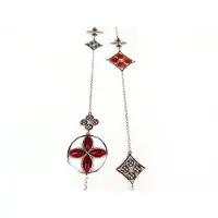 Sophie Lange zilveren collier halsketting Model Inspired Beauty gezet met rode en oranje stenen