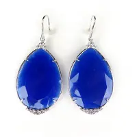 Sophie Oorringen Model Raindrop zilveren oorringen oorbellen gezet met fel blauwe stenen