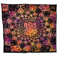 Spiru Authentiek Wandkleed Katoen Zittende Olifant met OHM (240 x 210 cm)