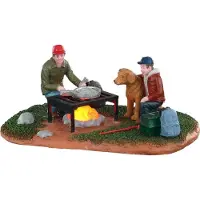Lemax Fish fry with dad, b/o (4.5v) - LEMAX