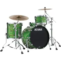 Tama STARCLASSIC WALNUT/BIRCH 3-PIECE SHELL PACK WITH 22" BASS DRUM LACQUER SHAMROCK OYSTER