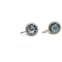 Sophie model Carlotta oorringen in zilver gezet met blauwe steen en cubic zirconia