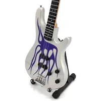 MLC Miniatuur basgitaar Robert Trujillo Metallica