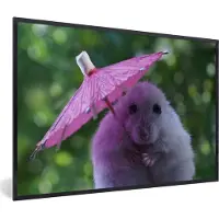 PosterMonkey Fotolijst incl. Poster - Hamster met een roze parasol - 30x20 cm - Posterlijst