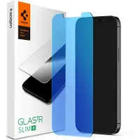 Spigen GLAStR Anti Blue Light Screenprotector voor de Apple iPhone 12 (Pro)
