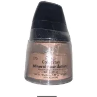 Revlon Colorstay Mineral Foundation Powder met Kwast 070 Meduim Deep 9.9 g