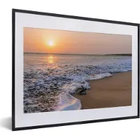 PosterMonkey Fotolijst incl. Poster - Kleine schildpad gaat naar het strand - 40x30 cm - Posterlijst