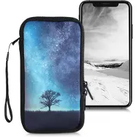 Kwmobile hoesje voor smartphones XL - 6,7/6,8" - hoes van Neopreen - Sterrenstelsel en Boom design - blauw / grijs / zwart - binnenmaat 17,2 x 8,4 cm