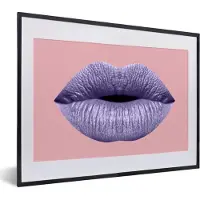PosterMonkey Fotolijst incl. Poster - Lippen - Pastel - Roze - 40x30 cm - Posterlijst