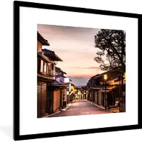 PosterMonkey Fotolijst incl. Poster - Zonsondergang over de Japanse straten van Gion in Kioto - 40x40 cm - Posterlijst