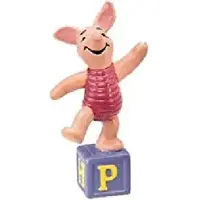 BULLYLAND Knorretje op blokje - Winnie the poeh speelfiguurtje - 6cm - - Biggetje - Disney