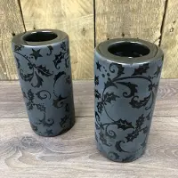 Benza Set van 2 - Waxinelichthouder - Kerst Kandelaar - Keramiek - Hulst - Matzwart - Ø 75 x 150 mm