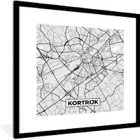 PosterMonkey Fotolijst incl. Poster Zwart Wit- Zwart Wit – België – Plattegrond – Stadskaart – Kaart – Kortrijk - 40x40 cm - Posterlijst