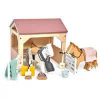 Tender Leaf Toys Tender Leaf Poppenmeubels: HUISDIERENSET STAL met 2 PONY'S 18,7x14,3x18cm, in hout, in doos 18,3x15,5x20,7cm, 3+