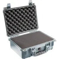 Peli 1450 SVF flightcase zilver met schuim 371x258x152 mm