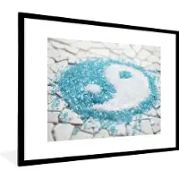 PosterMonkey Fotolijst incl. Poster - Yin en Yang van blauwe glitters - 80x60 cm - Posterlijst
