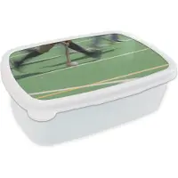 MuchoWow Broodtrommel Wit - Lunchbox - Brooddoos - Een actie foto van dribbelende hockey spelers - 18x12x6 cm - Volwassenen