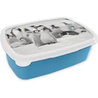 MuchoWow Broodtrommel Blauw - Lunchbox - Brooddoos - Pinquins in de sneeuw - zwart wit - 18x12x6 cm - Kinderen - Jongen