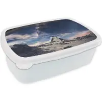 MuchoWow Broodtrommel Wit - Lunchbox - Brooddoos - Matterhorn en sterrenhemel bij Zermatt Zwitserland - 18x12x6 cm - Volwassenen