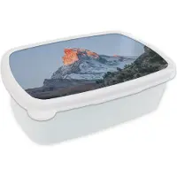 MuchoWow Broodtrommel Wit - Lunchbox - Brooddoos - De Matterhorn in Zwitserland bij zonsopkomst - 18x12x6 cm - Volwassenen