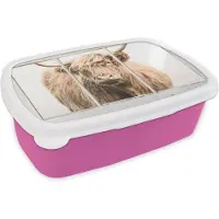 MuchoWow Broodtrommel Roze - Lunchbox - Brooddoos - Schotse hooglander - Doorkijk - Mist - 18x12x6 cm - Kinderen - Meisje