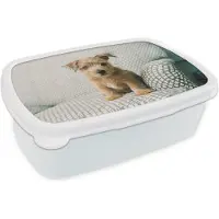 MuchoWow Broodtrommel Wit - Lunchbox - Brooddoos - Een puppy zit op de bank - 18x12x6 cm - Volwassenen