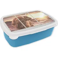 MuchoWow Broodtrommel Blauw - Lunchbox - Brooddoos - Schotse hooglander - Doorkijk - Zonsondergang - 18x12x6 cm - Kinderen - Jongen