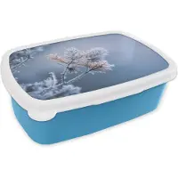 MuchoWow Broodtrommel Blauw - Lunchbox - Brooddoos - Dennennaalden - Planten - IJs - Sneeuw - Winter - 18x12x6 cm - Kinderen - Jongen