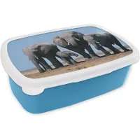 MuchoWow Broodtrommel Blauw - Lunchbox - Brooddoos - Vier olifanten onder een blauwe lucht - 18x12x6 cm - Kinderen - Jongen