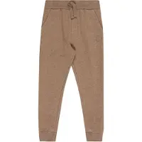 En fant Broek bruin