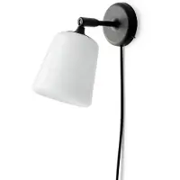 New Works Materiaal wandlamp White opal glass