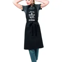 Kariban Naamcadeau - The woman the Myth the supergirl - Keukenschort - Kookschort - verjaardag - moederdag - zwart - met de naam: Mandy