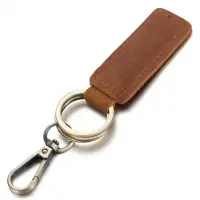 LGT JWLS Heren Sleutelhanger met Bruin Leren Label en Musketon