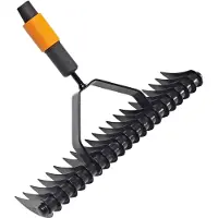Fiskars Quikfit Verticuteerhark - Tuingereedschap - Hark opzetstuk - 370 mm