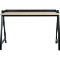 Schaffenburg Domestico bureau met de afmeting 124 x 54 cm. Zwart frame en eikenkleurig blad. Vaste werkhoogte van 75 cm.