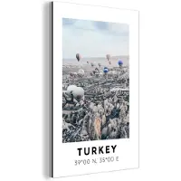 MuchoWow Wanddecoratie Metaal - Aluminium Schilderij Industrieel - Luchtballon - Turkije - Zomer - Bergen - 60x90 cm - Dibond - Foto op aluminium - Industriële muurdecoratie - Voor de woonkamer/slaapkamer