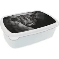 MuchoWow Broodtrommel Wit - Lunchbox - Brooddoos - Schotse hooglander - Licht - Portret - Natuur - 18x12x6 cm - Volwassenen