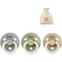 BIBS fopspenen met naam T1 - Glow in the dark: vanilla, sage en cloud - 0-6 maanden - BolleToet speenzakje