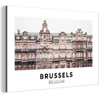 MuchoWow Wanddecoratie Metaal - Aluminium Schilderij Industrieel - België - Brussel - Huizen - 30x20 cm - Dibond - Foto op aluminium - Industriële muurdecoratie - Voor de woonkamer/slaapkamer