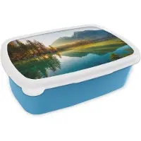 MuchoWow Broodtrommel Blauw - Lunchbox - Brooddoos - Meer - Bos - Bergen - Natuur - Zon - Landschap - 18x12x6 cm - Kinderen - Jongen