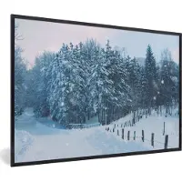 PosterMonkey Fotolijst incl. Poster - Bos - Sneeuw - Winter - 30x20 cm - Posterlijst - Kerstmis Decoratie - Kerstversiering - Kerstdecoratie Woonkamer - Kerstversiering - Kerstdecoratie voor binnen - Kerstmis