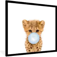 PosterMonkey Poster in fotolijst kinderen - Luipaard - Dieren - Jongen - Kind - Kauwgom - Blauw - Wanddecoratie jongens - Schilderij voor kinderen - 40x40 cm - Decoratie voor kinderkamers - Slaapkamer decoratie