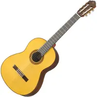 Yamaha CG182 Classical Acoustic Guitar Natural