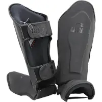 Legend Sports Scheenbeschermers kickboksen leer PRO Mat Zwart